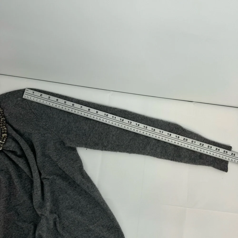 Equipment Femme Sweater Women’s M Gray Pullover Embellished Neck - Picture 11 of 13